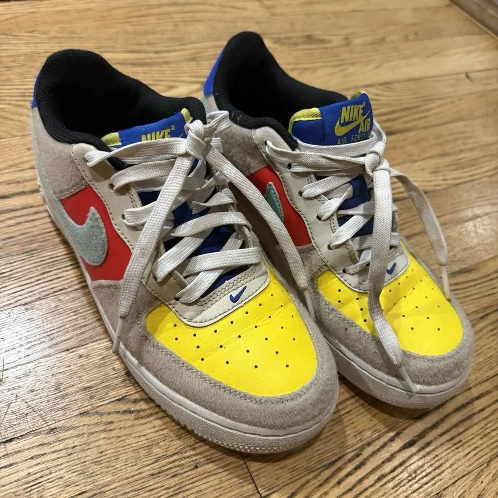 Nike Air Force 1 Low Boys Size 5.5Y Beige Yellow White Athletic Shoes Sneakers